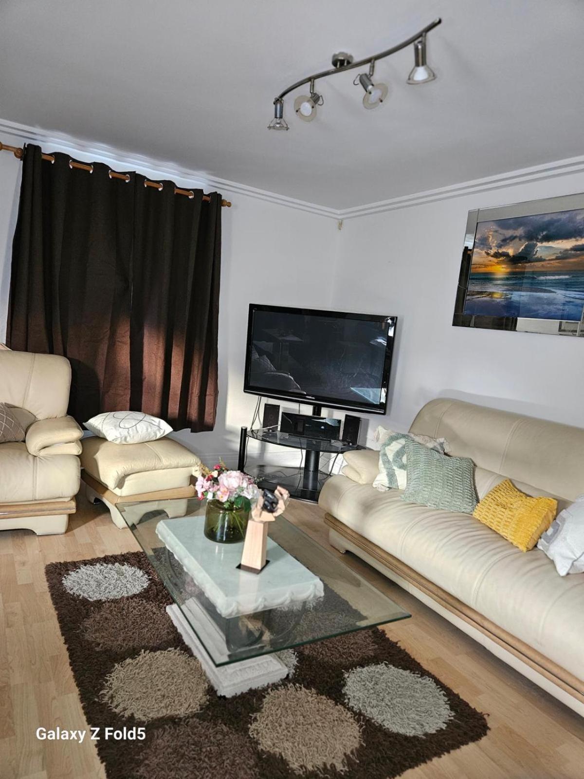 Spacious & Cosy Double And Single Bedrooms Close To Hendon & Colindale Tube Stations Exterior foto